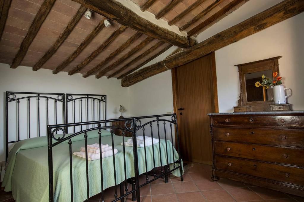 Borgo Villa Certano - Case Vacanza In Toscana Siena Exterior photo