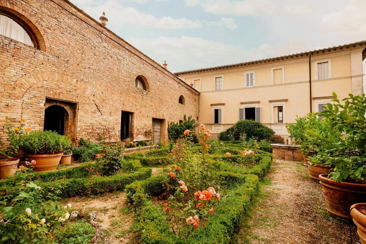 Borgo Villa Certano - Case Vacanza In Toscana Siena Exterior photo